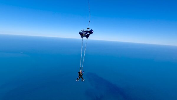 Primeiro Salto de Paraquedas - Tandem - Image 7